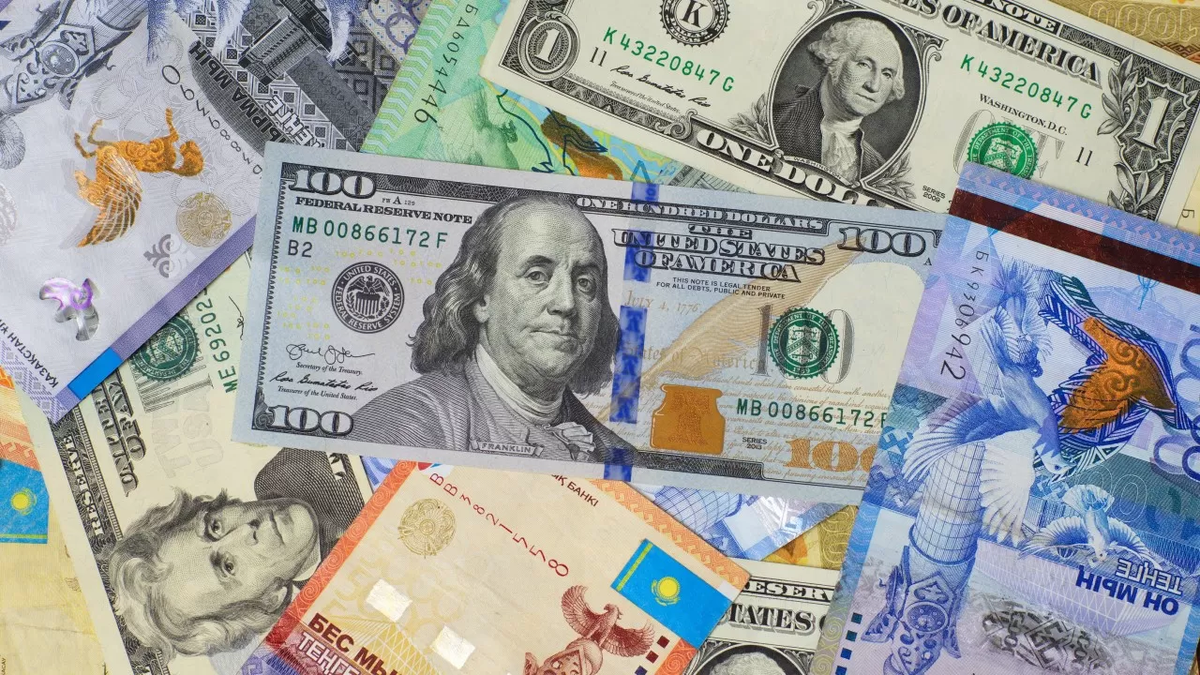 Why is the tenge exchange rate weakening and what to do about it?