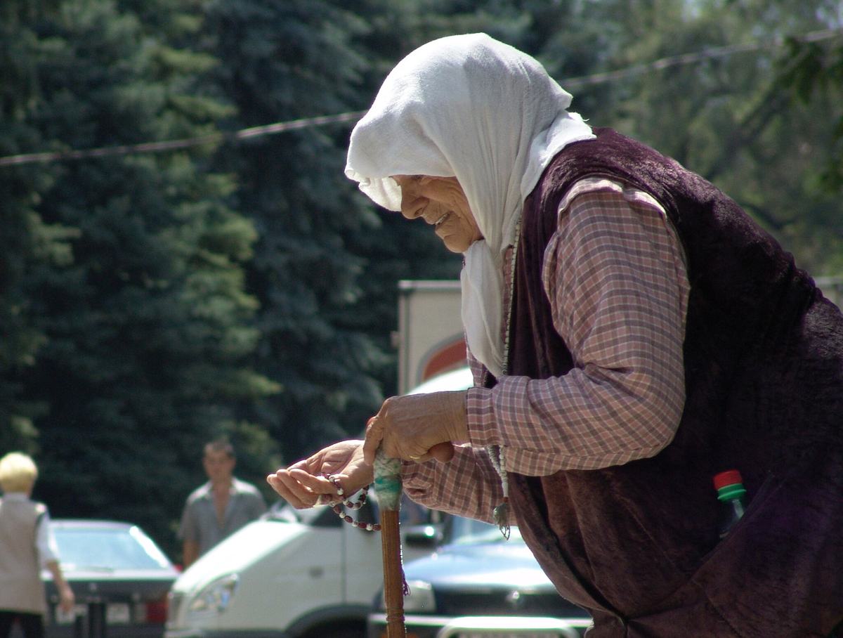 The system will produce poor pensioners